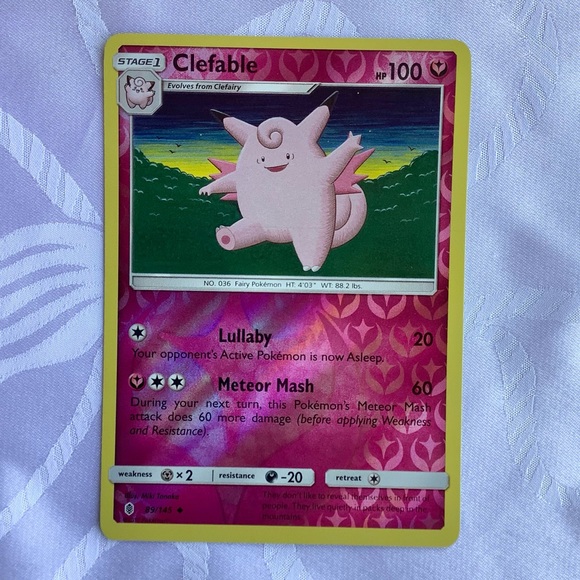 Pokémon Card Clefable Guardians Rising - Picture 3 of 4